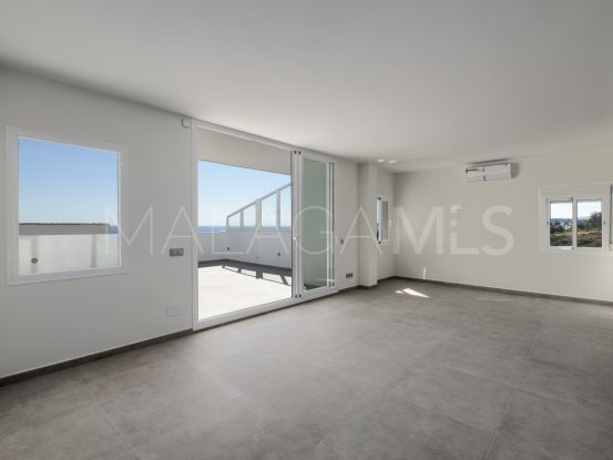 Se vende atico duplex en Guadalobon con 3 dormitorios | Amrein Fischer