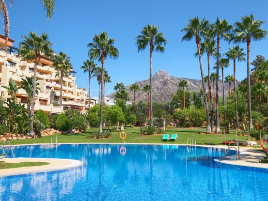 Atico en venta en Marbella Golden Mile | Amrein Fischer