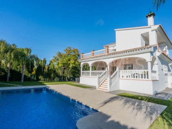 5 bedrooms Nueva Andalucia villa for sale | Escanda Properties
