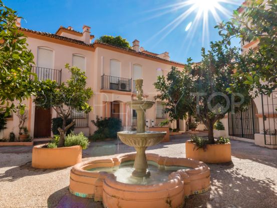 3 bedrooms town house in Estepona Puerto for sale | Future Homes