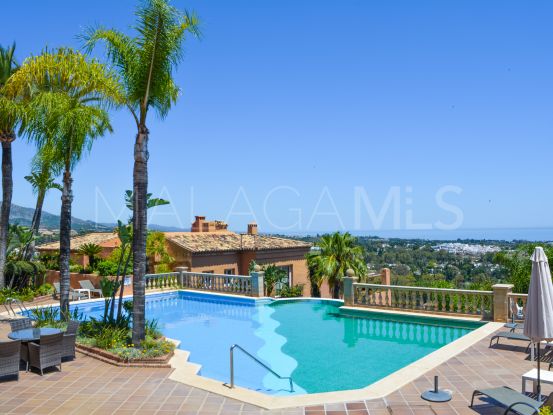 Apartment with 4 bedrooms for sale in Les Belvederes, Nueva Andalucia | Gabriela Recalde Marbella Properties