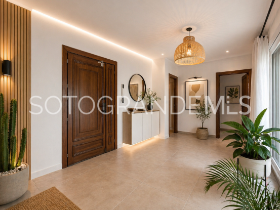 Buy villa in Zona B, Sotogrande Costa | Rhead Estates