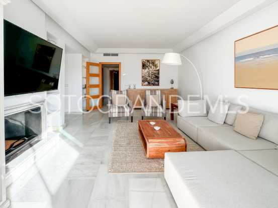 For sale apartment in El Polo de Sotogrande with 4 bedrooms | Gisèle André Soto
