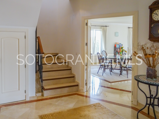 For sale Zona F villa with 4 bedrooms | Gisèle André Soto