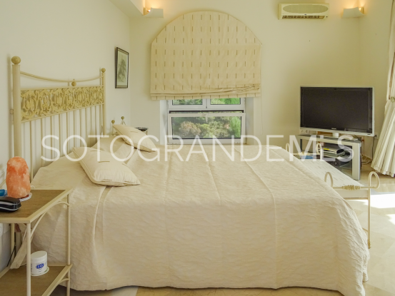 For sale Zona F villa with 4 bedrooms | Gisèle André Soto