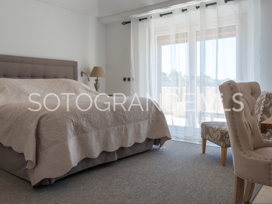 For sale 4 bedrooms penthouse in Sotogrande Alto | Gisèle André Soto