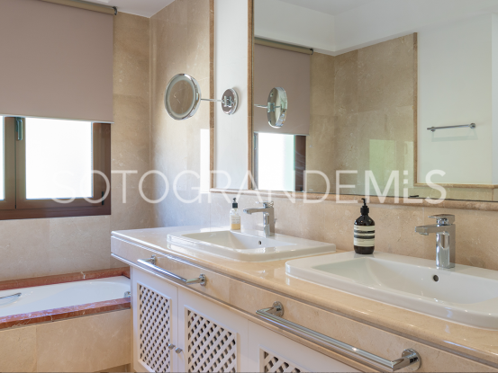 For sale 4 bedrooms penthouse in Sotogrande Alto | Gisèle André Soto