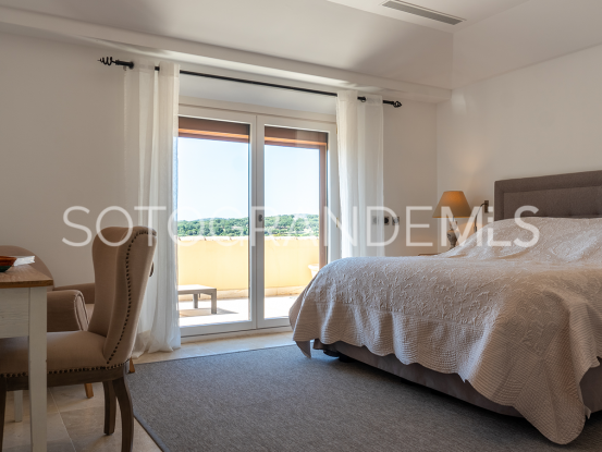 For sale 4 bedrooms penthouse in Sotogrande Alto | Gisèle André Soto