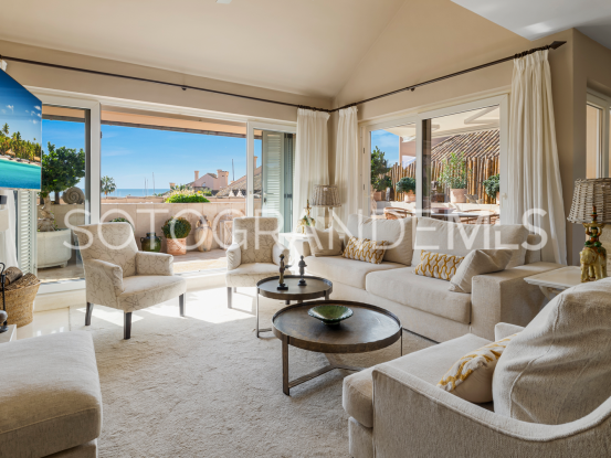 Penthouse for sale in Sotogrande Puerto Deportivo | Gisèle André Soto
