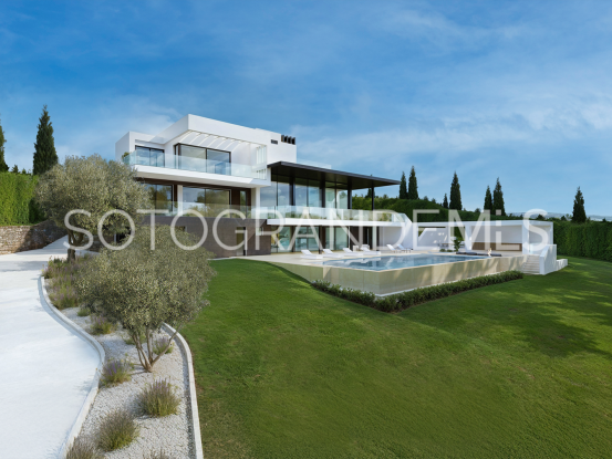 Comprar villa con 5 dormitorios en Zona F, Sotogrande Alto | Gisèle André Soto
