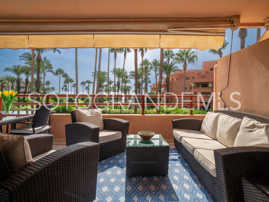 Buy apartment in Paseo del Mar, Sotogrande Costa | Gisèle André Soto