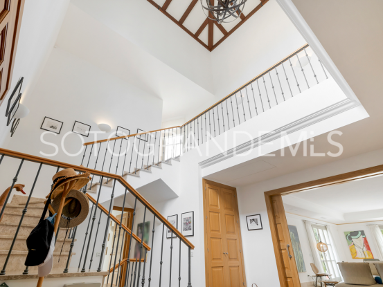 5 bedrooms villa for sale in Zona F | Gisèle André Soto