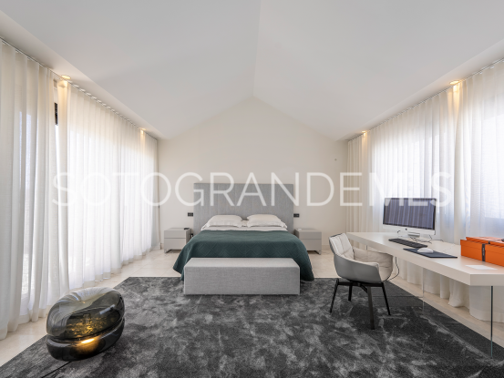 Atico duplex a la venta en Hacienda de Valderrama de 4 dormitorios | Gisèle André Soto