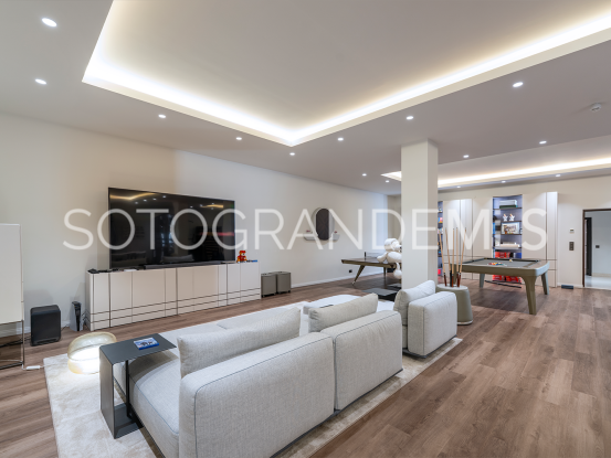 Atico duplex a la venta en Hacienda de Valderrama de 4 dormitorios | Gisèle André Soto