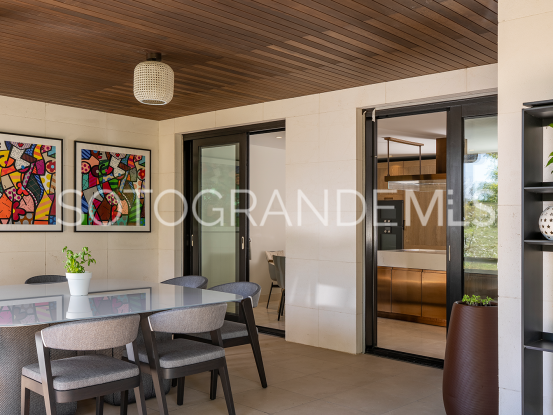 Atico duplex a la venta en Hacienda de Valderrama de 4 dormitorios | Gisèle André Soto