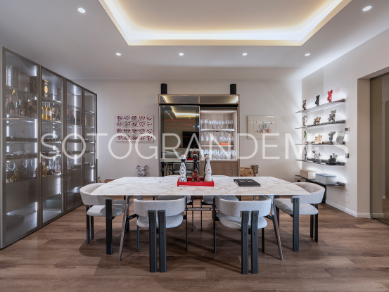 Atico duplex a la venta en Hacienda de Valderrama de 4 dormitorios | Gisèle André Soto