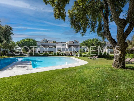 Atico duplex a la venta en Hacienda de Valderrama de 4 dormitorios | Gisèle André Soto