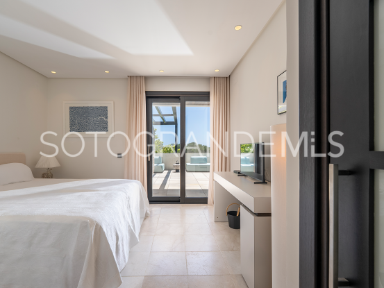 Atico duplex a la venta en Hacienda de Valderrama de 4 dormitorios | Gisèle André Soto