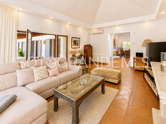 Zona D 6 bedrooms villa | Gisèle André Soto