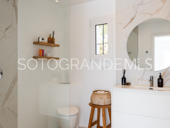 For sale Zona F 3 bedrooms villa | Gisèle André Soto