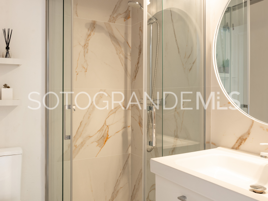 For sale Zona F 3 bedrooms villa | Gisèle André Soto