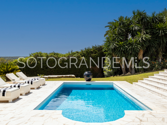 For sale Zona F 3 bedrooms villa | Gisèle André Soto