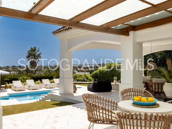 For sale Zona F 3 bedrooms villa | Gisèle André Soto