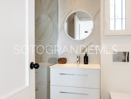 For sale Zona F 3 bedrooms villa | Gisèle André Soto