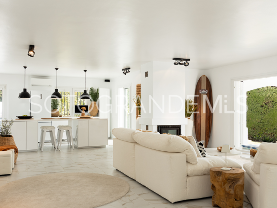 For sale Zona F 3 bedrooms villa | Gisèle André Soto