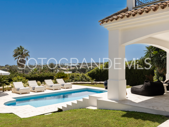 For sale Zona F 3 bedrooms villa | Gisèle André Soto