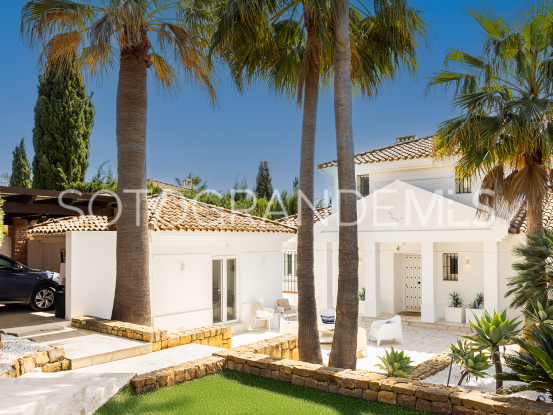 For sale Zona F 3 bedrooms villa | Gisèle André Soto