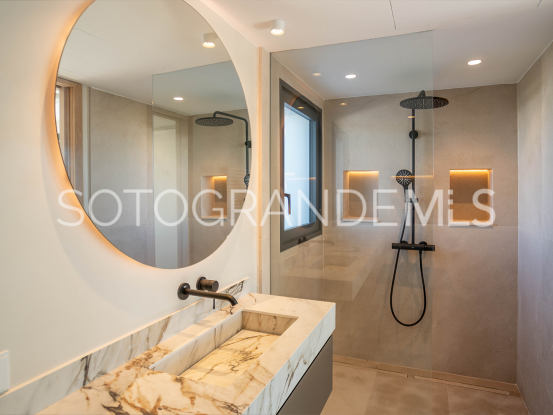 Buy villa with 8 bedrooms in Zona G, Sotogrande Alto | Gisèle André Soto