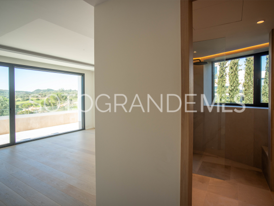 Buy villa with 8 bedrooms in Zona G, Sotogrande Alto | Gisèle André Soto