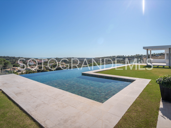 Buy villa with 8 bedrooms in Zona G, Sotogrande Alto | Gisèle André Soto