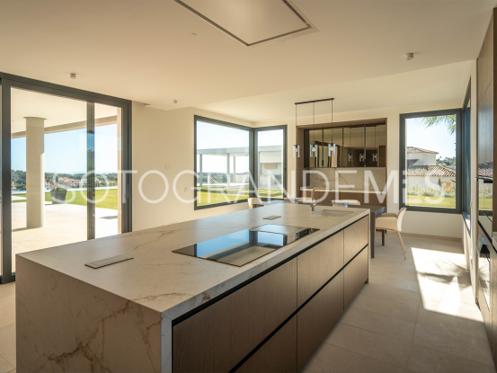 Buy villa with 8 bedrooms in Zona G, Sotogrande Alto | Gisèle André Soto