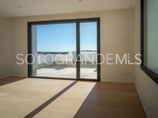 Buy villa with 8 bedrooms in Zona G, Sotogrande Alto | Gisèle André Soto