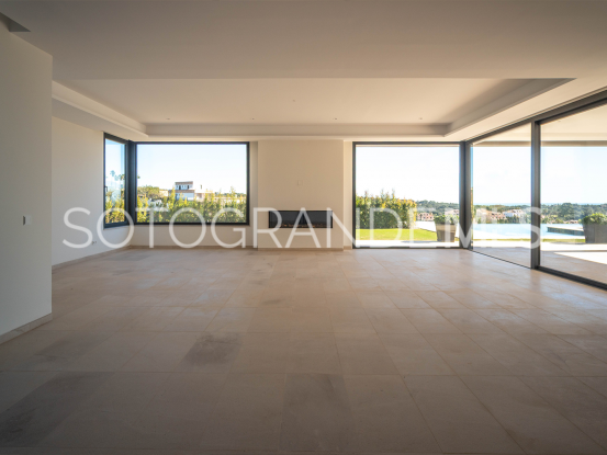 Buy villa with 8 bedrooms in Zona G, Sotogrande Alto | Gisèle André Soto