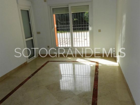 Buy villa in Sotogrande Alto with 4 bedrooms | Schellhammer Estates