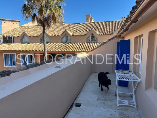 Sotogrande Puerto Deportivo, Ático en venta | SurdelSur Properties