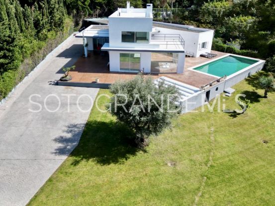 Buy 4 bedrooms villa in Sotogrande Alto | SurdelSur Properties