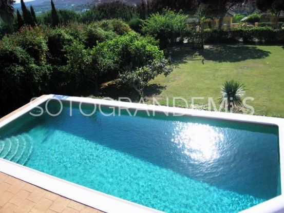 Buy 4 bedrooms villa in Sotogrande Alto | SurdelSur Properties