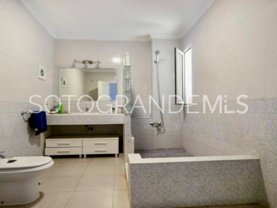 Buy 4 bedrooms villa in Sotogrande Alto | SurdelSur Properties