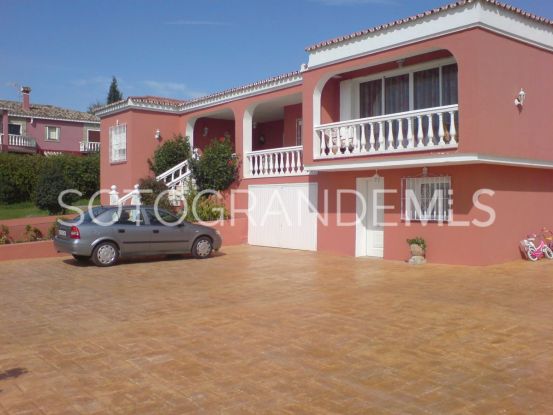 For sale Sotogrande villa with 5 bedrooms | SurdelSur Properties