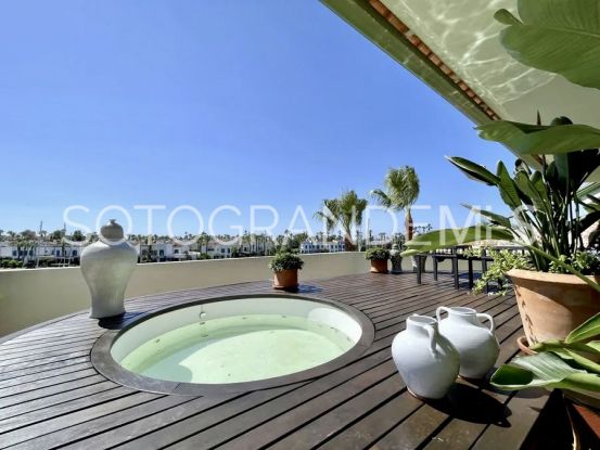 Buy Sotogrande Marina penthouse with 5 bedrooms | SurdelSur Properties