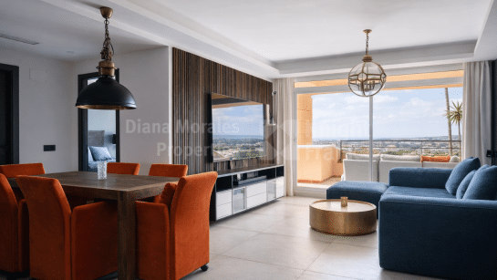 Apartment for sale in Magna Marbella, Nueva Andalucia