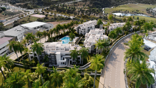 Apartment for sale in Estepona West