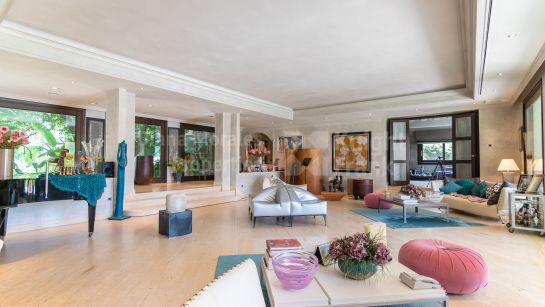 Villa en venta en Paraiso Barronal, Estepona Este