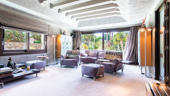 Villa en venta en Paraiso Barronal, Estepona Este