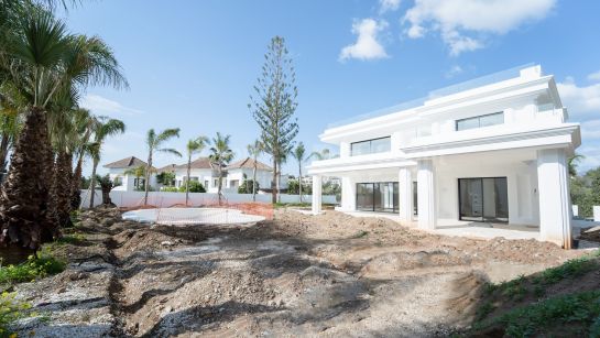 Villa zum Verkauf in Las Lomas del Marbella Club, Marbella Goldene Meile
