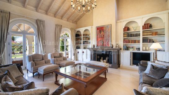 Villa zum Verkauf in Altos Reales, Marbella Goldene Meile